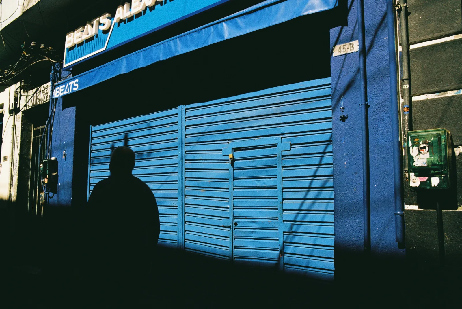 LATIN AMERICA - analog documentation — photo 2